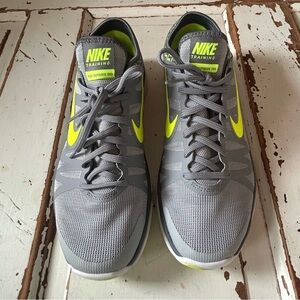 Nike Training Shoes TR3 Flex Supreme  Woman's Size 10 Grey Neon Green New